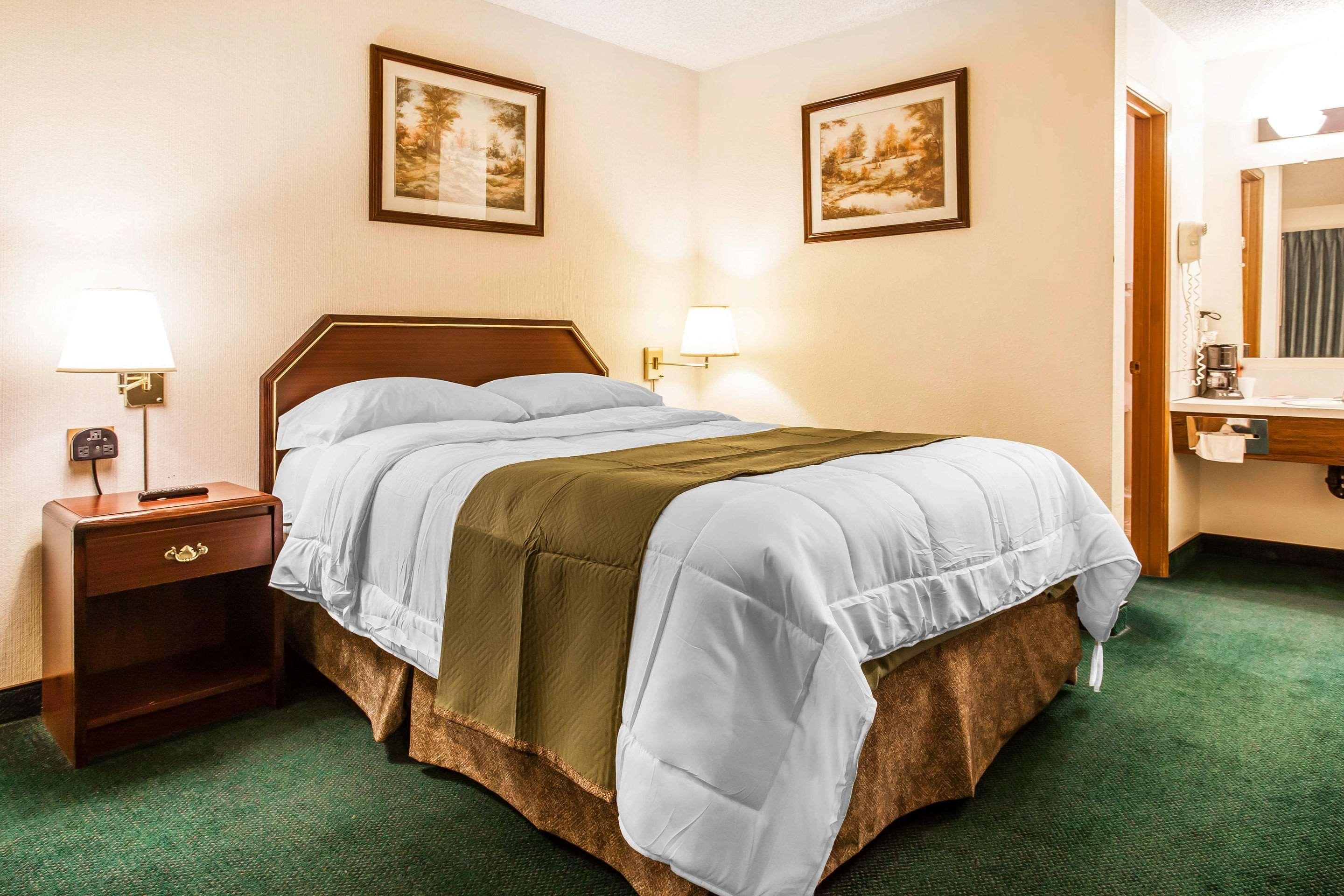 Econolodge Everett Exteriör bild