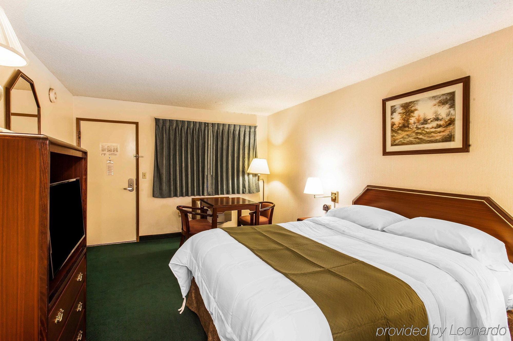 Econolodge Everett Exteriör bild